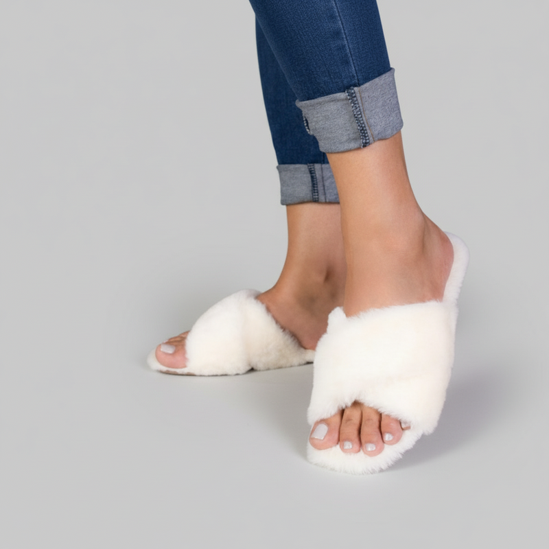 Pantufa Feminina Pelúcia Rasteirinha Moda Confortável Inverno Chinelo